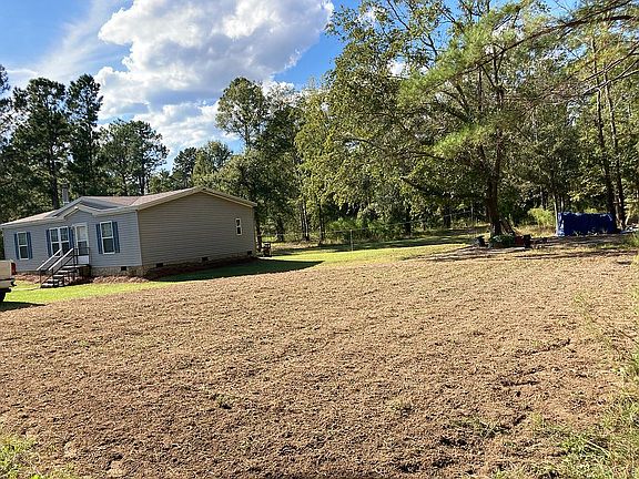 4th image of 127 Gillis Ln