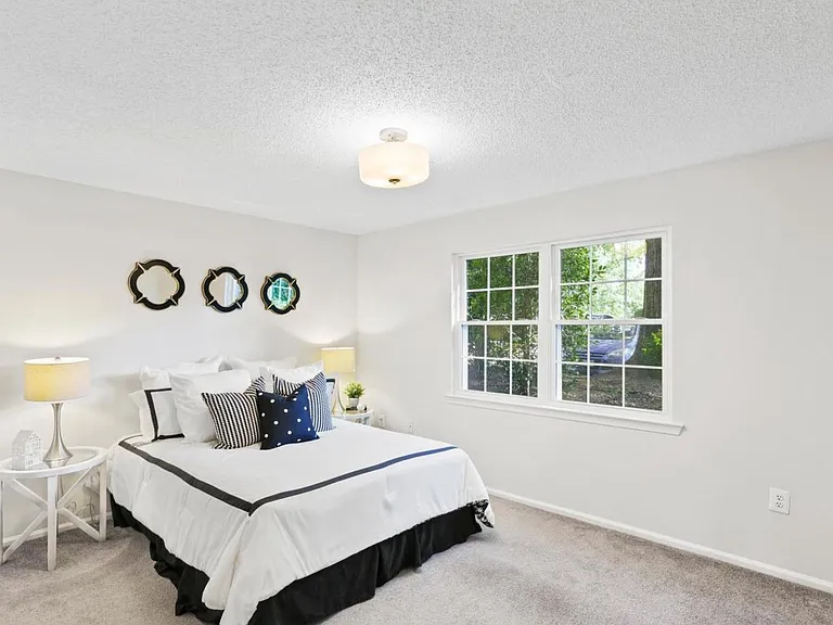 7758 New Providence Dr — Photo 6