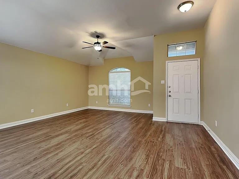7202 Airline Dr — Photo 13