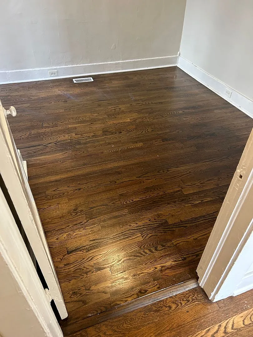 Newly Renovated 4 Bedroom Home / College Hills Community — Photo 2