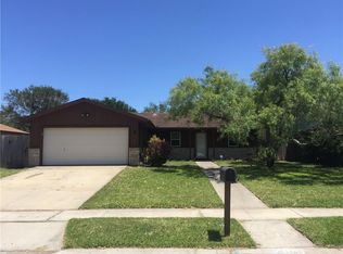 1109 Harbor Lights Dr, Corpus Christi, TX 78412