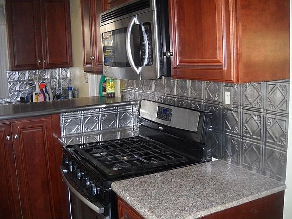 3rd image of 26 Cottage St