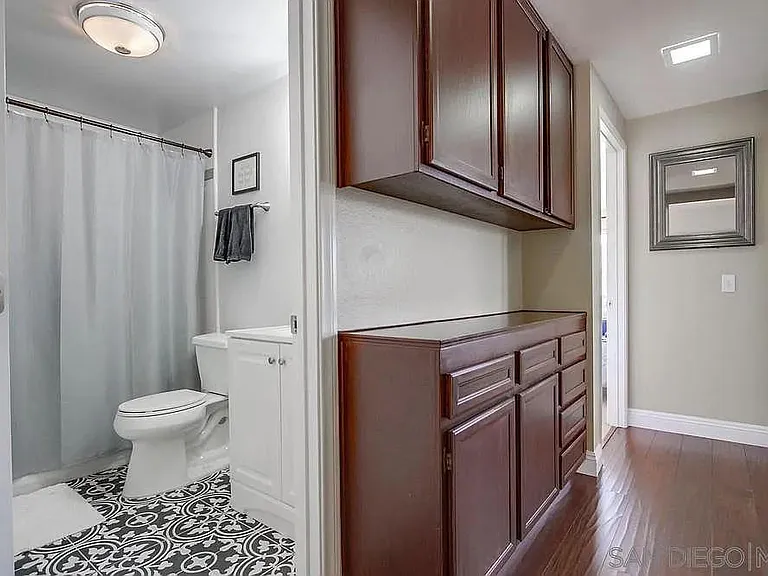 13563 Longfellow Ln — Photo 37