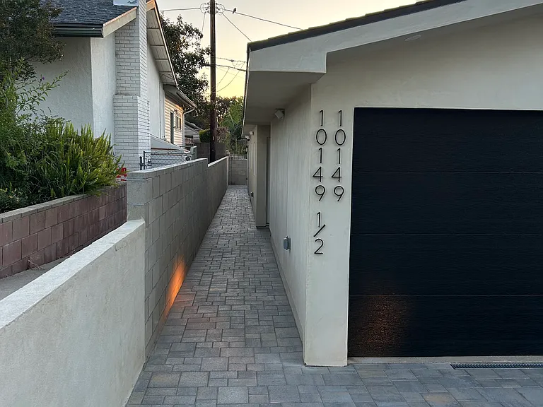 10149 Langmuir Ave — Photo 1
