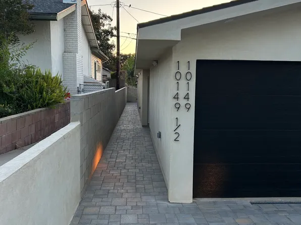 10149 Langmuir Ave, Sunland, CA 91040