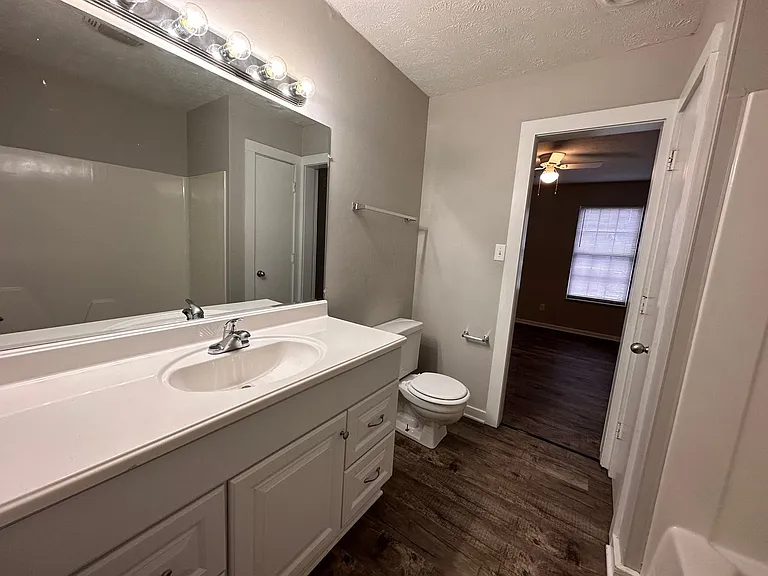 1636 Louisville Rd — Photo 34