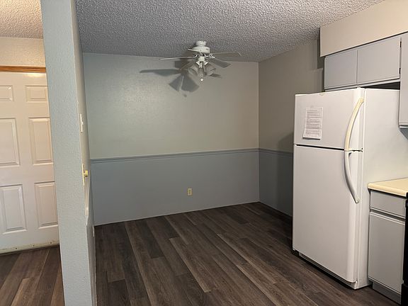 Dining/Study/Flex Space