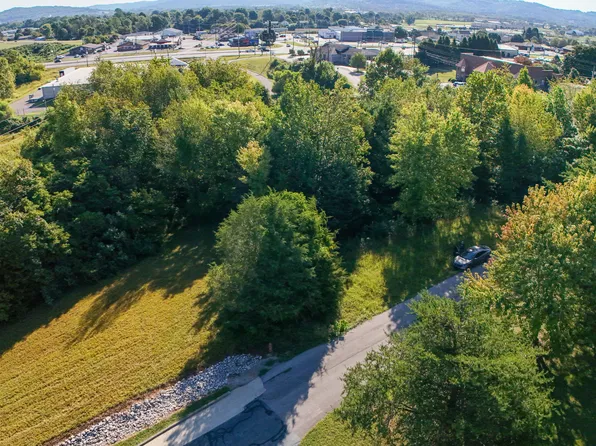 16-17 Jd Kroger Est, Somerset, KY 42503