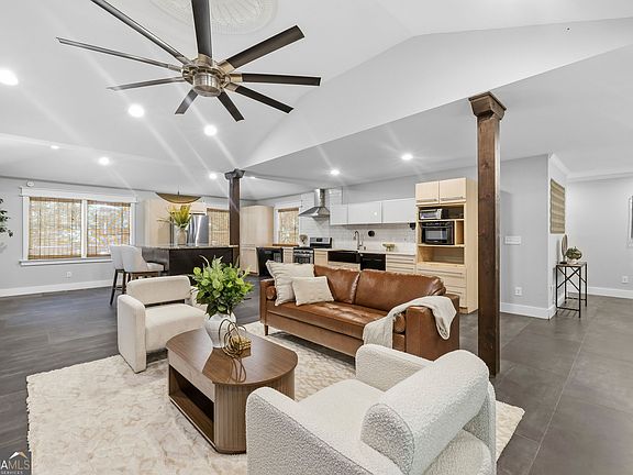 3rd image of 3985 Lynfield Ct
