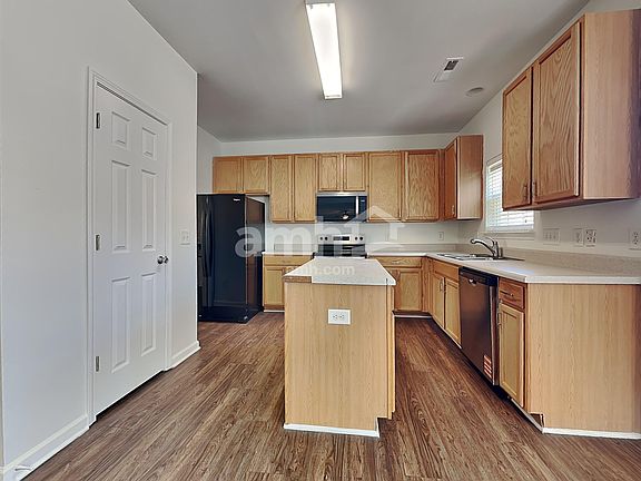 4th image of 1319 Kersey Glen Ln