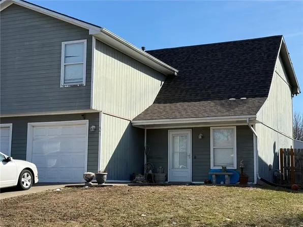 441 Spring Ave, Liberty, MO 64068