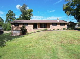 3533 Oakcrest Ave NW, Cleveland, TN 37312