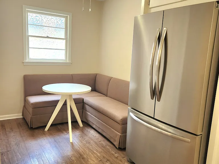 1482 Wesley Dr — Photo 33