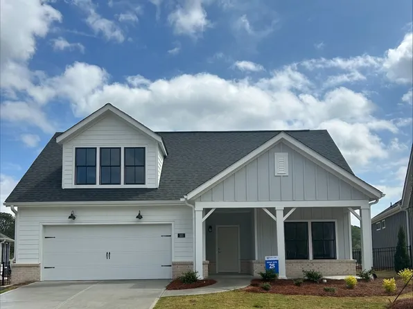 325 Sassafras Way W, Holly Springs, GA 30115