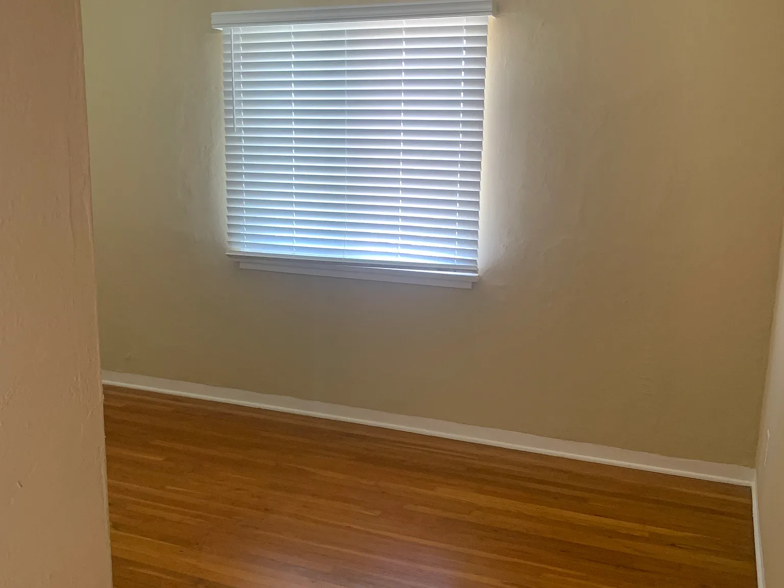 2 bed, 1100 sqft, $2,800 — Photo 3