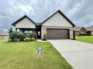 20532 Troy Ln, Athens, AL 35611