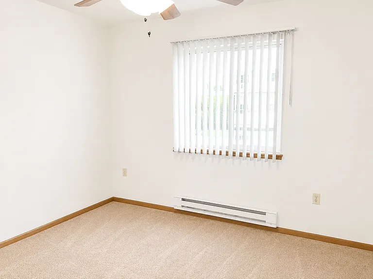 Murdock Apartments — Photo 52