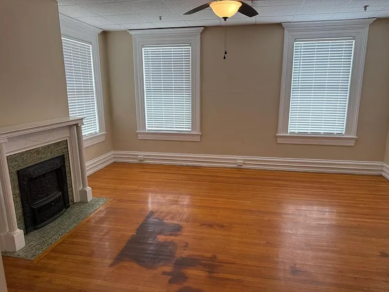 952 Georgia Ave #16 — Photo 3
