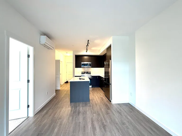 15733 85th Ave #215 — Photo 3