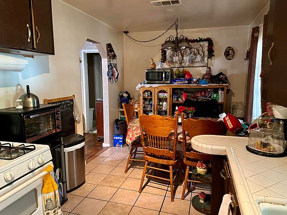 5th image of 200 W Paradise Avenue