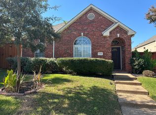 8105 Springmoss Dr, Plano, TX 75025