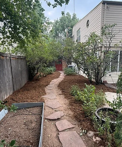 1226 W Prospect Rd — Photo 42