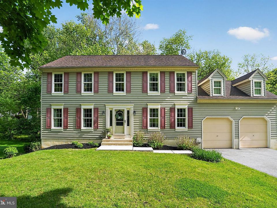 1st image of 210 Gypsie Ln