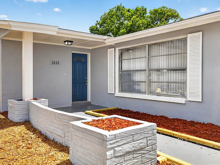 3642 Winder Dr — Photo 3