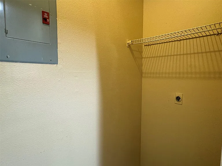 6500 Harbor Town Dr #3401 — Photo 14