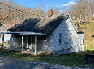 124 Florence Avenue Ext, Burgettstown, PA 15021