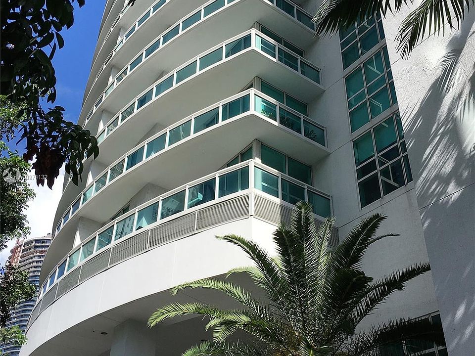 1st image of 950 Brickell Bay Dr APT 301