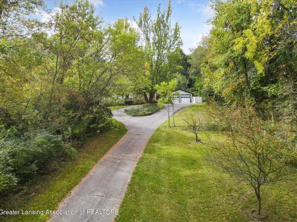 6496 Sleight Rd, Bath, MI 48808