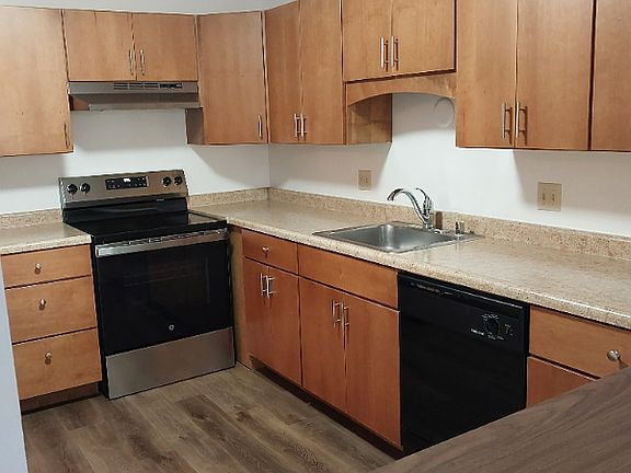 3rd image of 8620 N Port Washington Rd APT 205