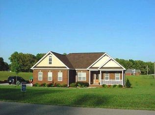 576 Courtney Ann Dr, Mc Minnville, TN 37110