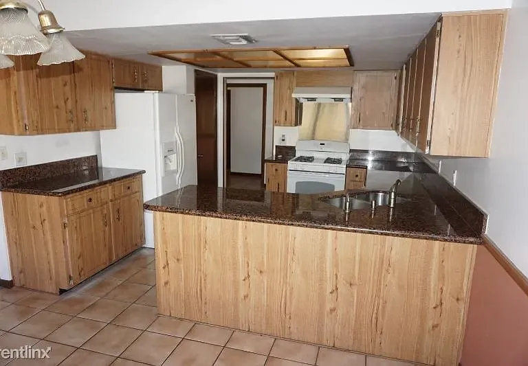 8011 Gillette Ct — Photo 8