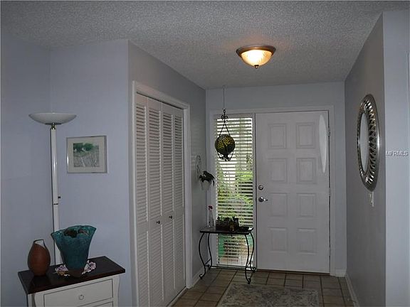 5th image of 3540 Countrybrook Ln APT 12