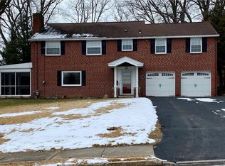 276 Robineau Rd, Syracuse, NY 13207