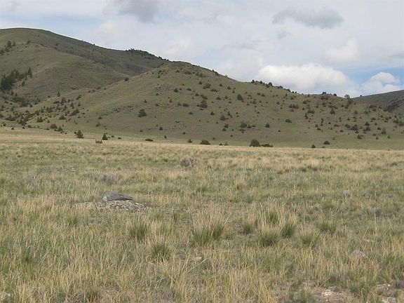 5th image of 56 Tatanka Trl
