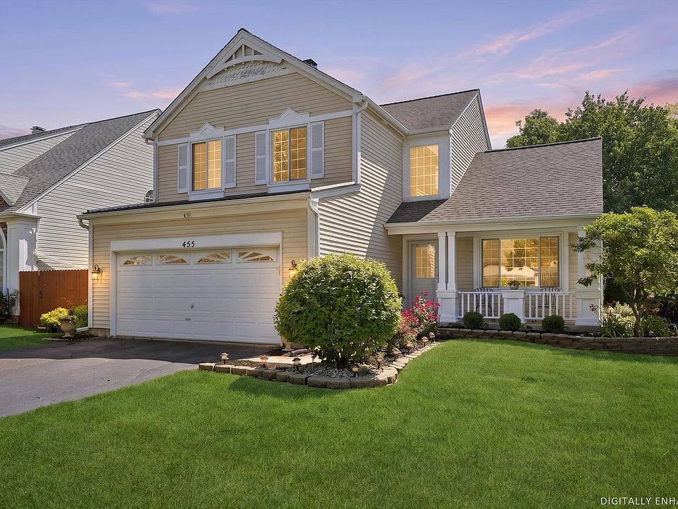 1st image of 455 Smoketree Ln