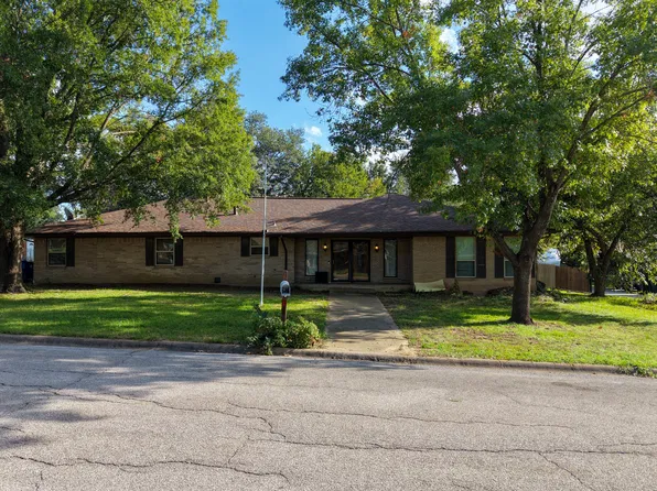 1602 Idlewood Dr, Sherman, TX 75092