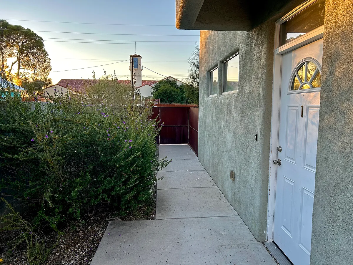 Building Photo - 3136 N Winstel Blvd #1