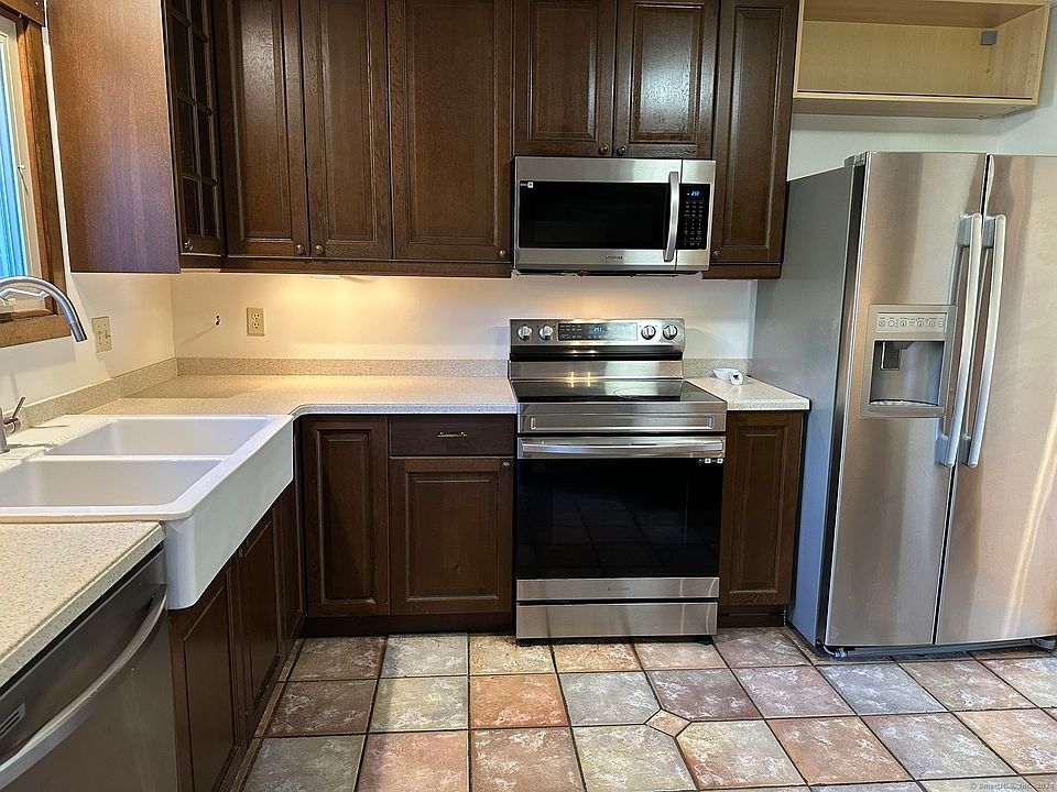 Hallmark Hill 87 Colonial Hill Dr Wallingford CT Zillow