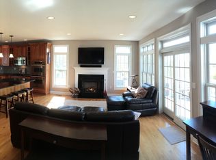 81 Zoey Dr, Vernon, CT 06066