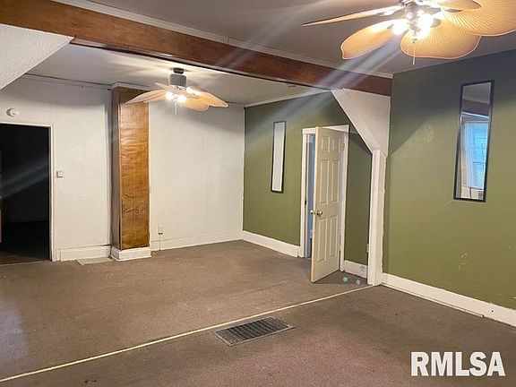 5th image of 1309 S Stanley St