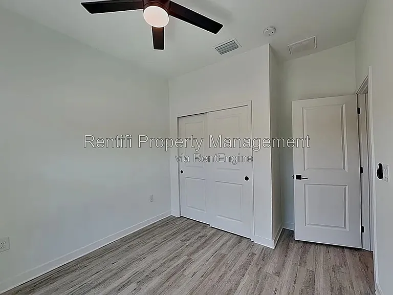 560 Nimitz Blvd — Photo 7