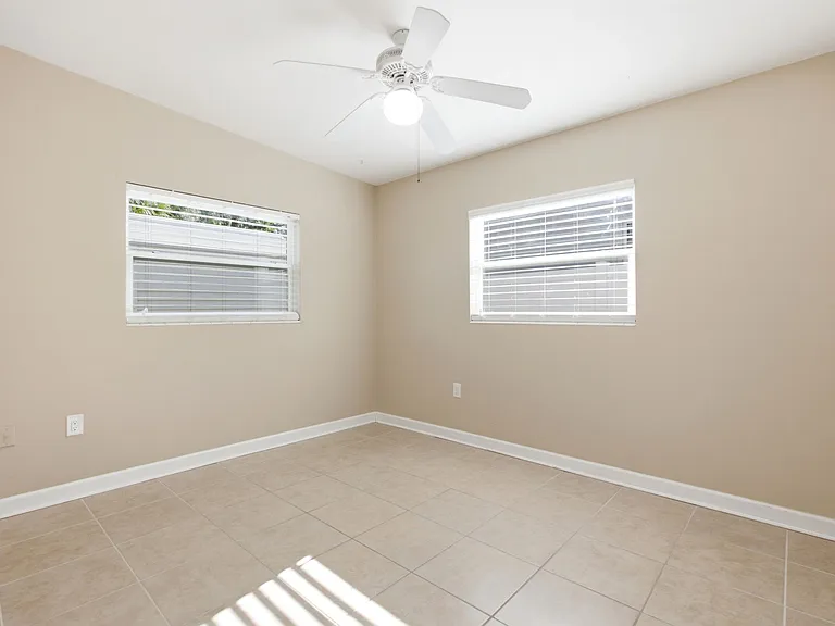 1600 Drum St — Photo 27