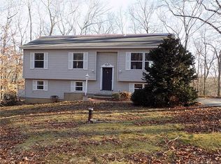 94 Lake Rd, Andover, CT 06232