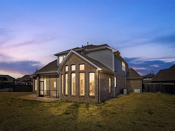 2nd image of 21207 Rabbitbrush Ct