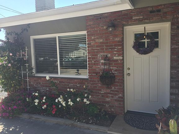 Frontal view of enterance