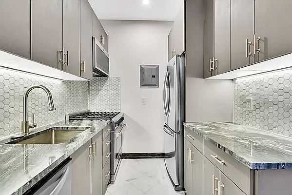 Rented by REAL New York | media 12